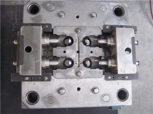 科翔模具告訴您，如何提高模具零配件加工質(zhì)量？