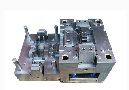 注塑模具生產(chǎn)加工制造過程中，顏色暗和光澤差如何解決